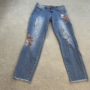 YMI Jeans Juniors Women 7 Blue Ankle Distressed Floral Embroidery Raw Hem